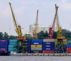 Расширение контейнерного терминала «Петролеспорт»